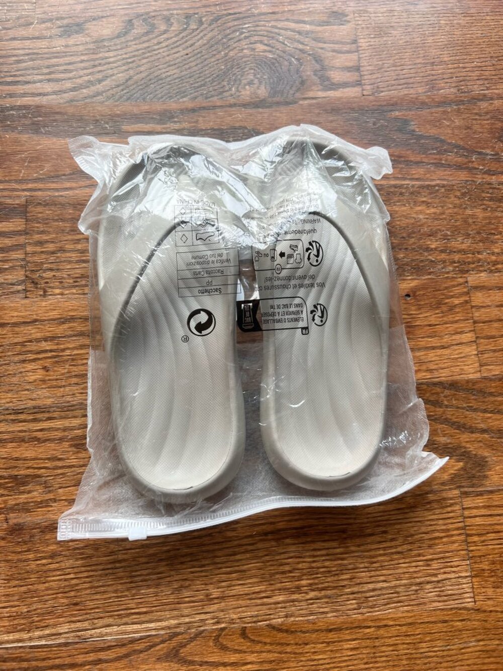 Cushioned Foam Thong Flip Flop Sandals Recovery Sage Gray Sz 40-41 - Picture 2 of 3